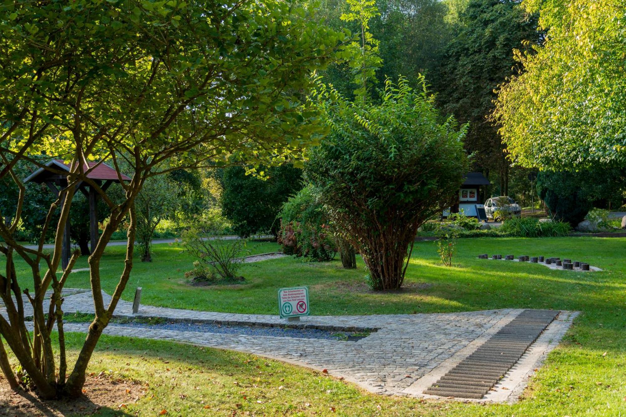 Gasthaus & Pension Am Kurfuerstendamm Burg  Dış mekan fotoğraf