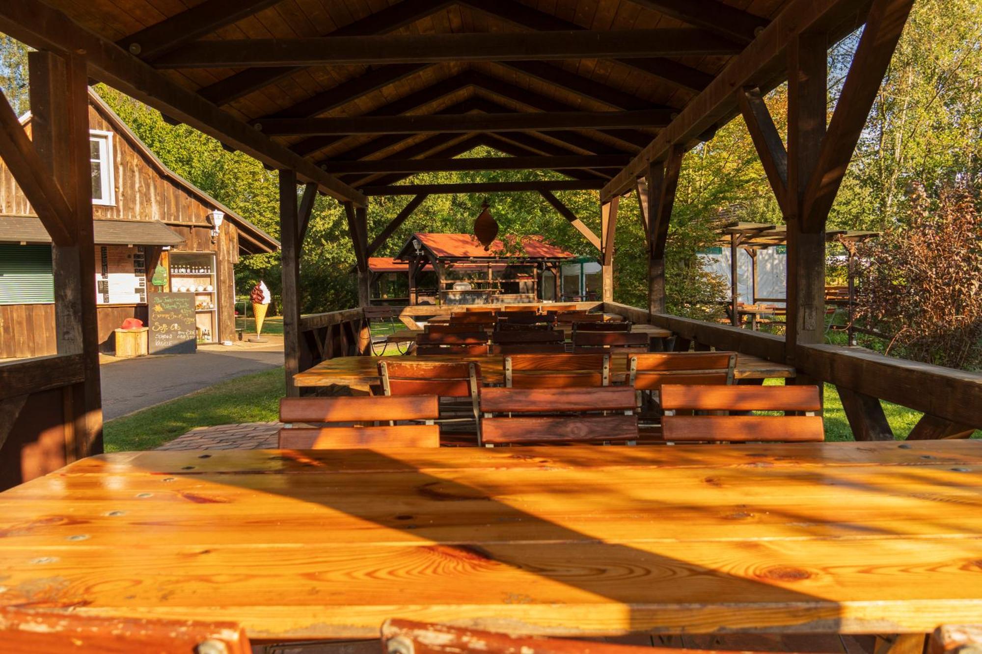 Gasthaus & Pension Am Kurfuerstendamm Burg  Dış mekan fotoğraf