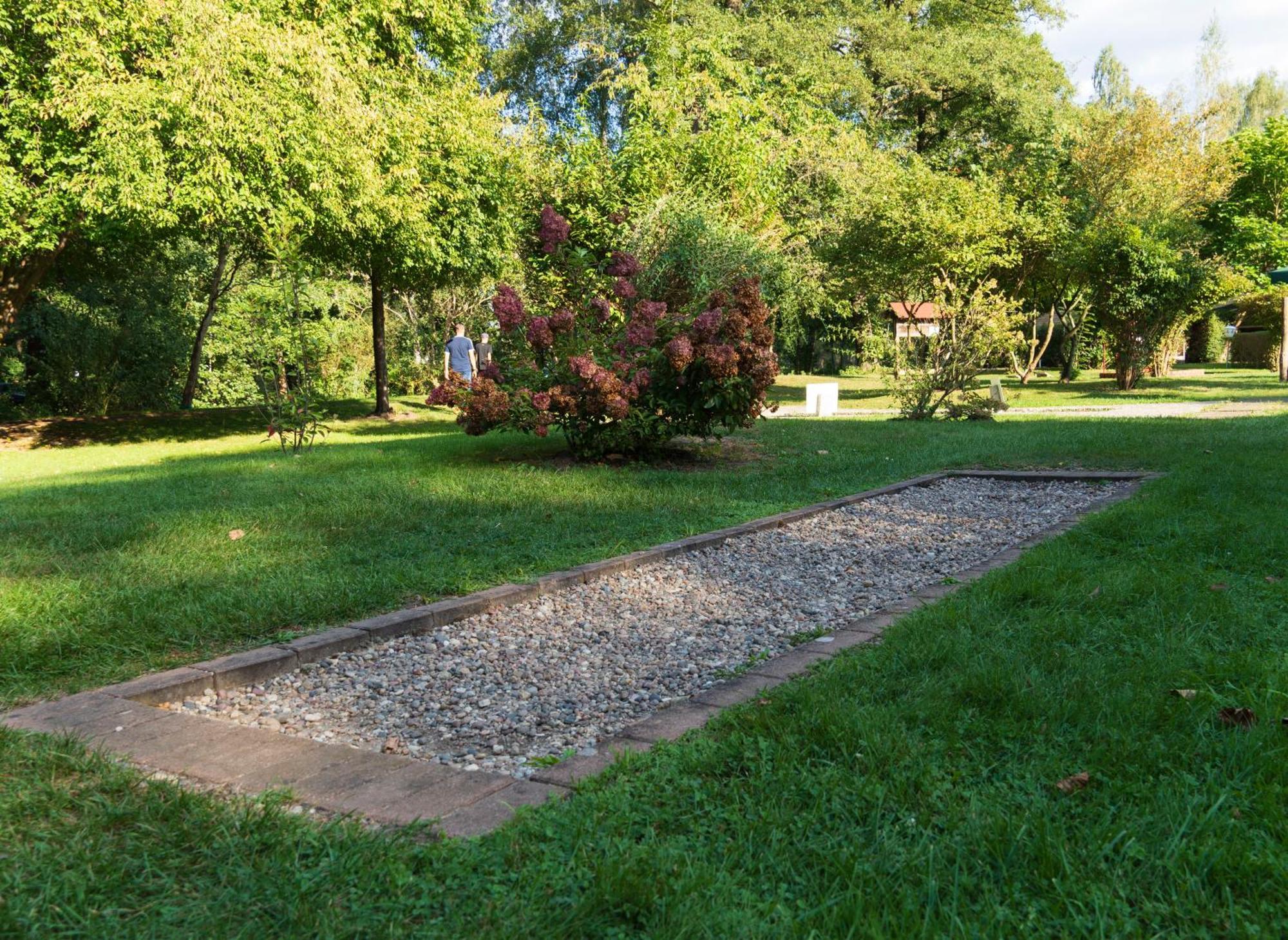 Gasthaus & Pension Am Kurfuerstendamm Burg  Dış mekan fotoğraf
